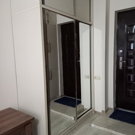 Amigo Apartment Batumi Bagian luar foto